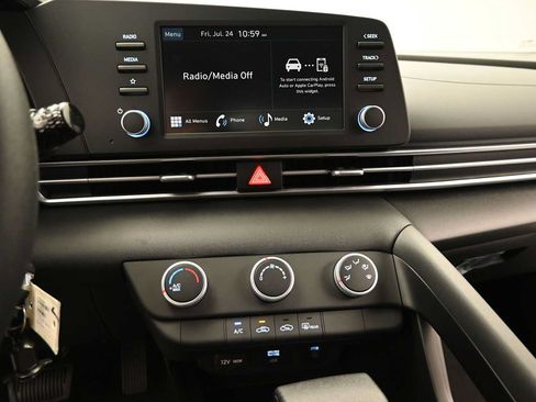 New 2026 Hyundai Elantra SE FWD image 20