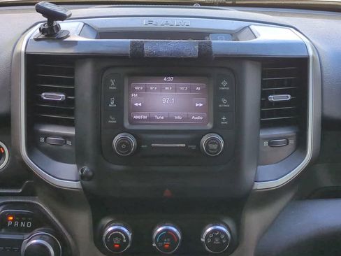 Used 2020 RAM 1500 Big Horn RWD image 17