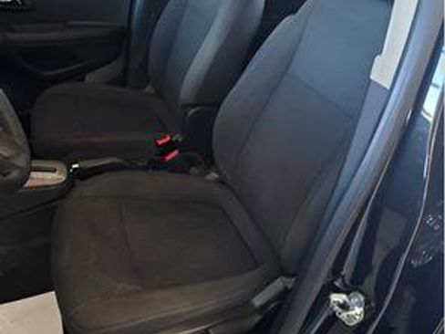 Used 2016 Chevrolet Trax LS image 14