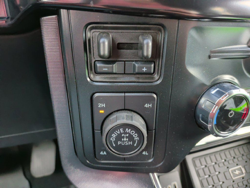 Used 2025 Ford F150 Raptor w/ Equipment Group 803A Raptor R AWD/4WD image 23