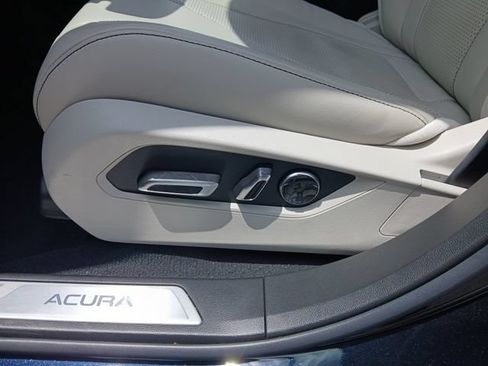 Used 2025 Acura RDX w/ Technology Package AWD/4WD image 11