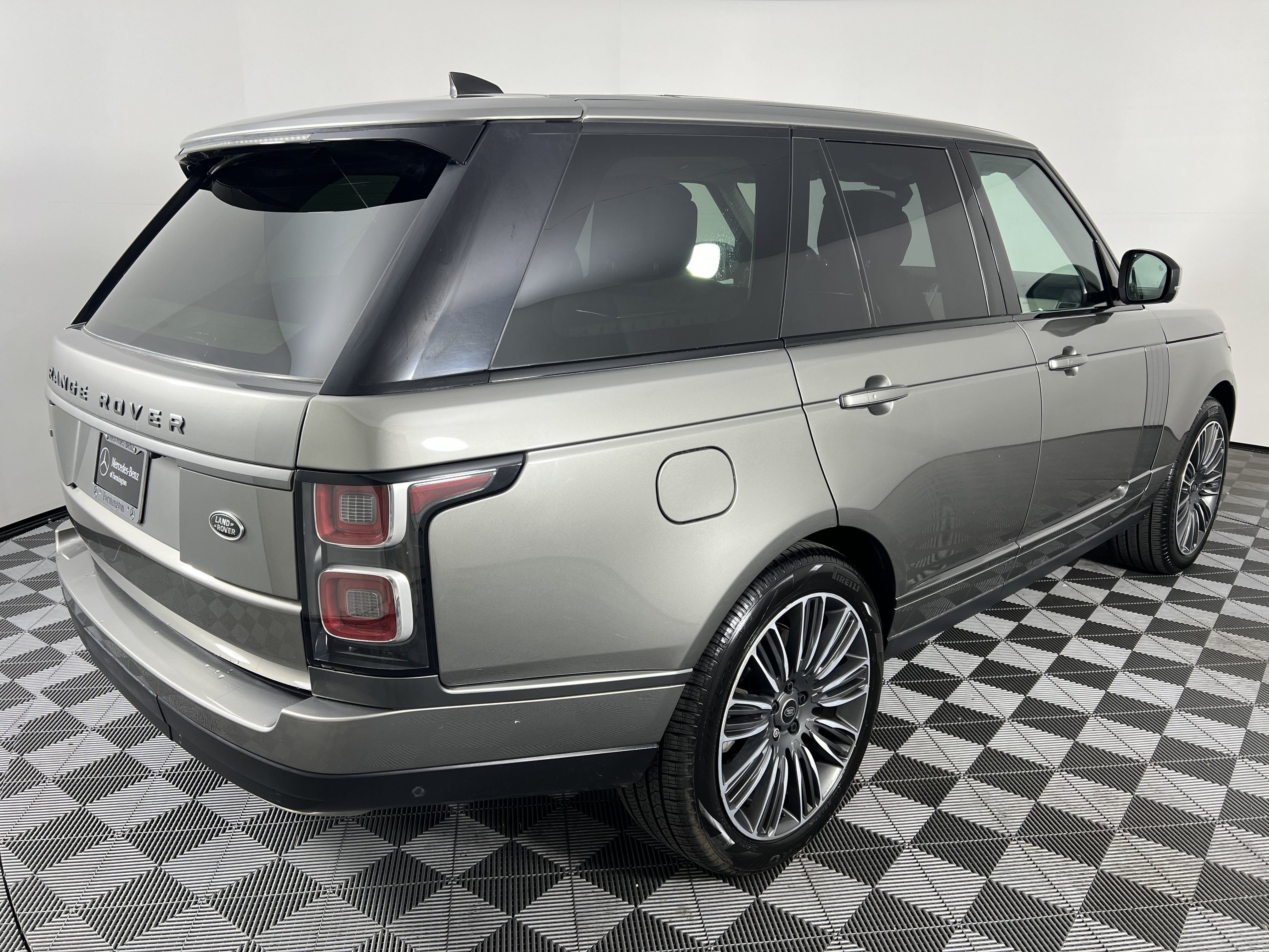 Used 2018 Land Rover Range Rover Autobiography AWD/4WD image 13
