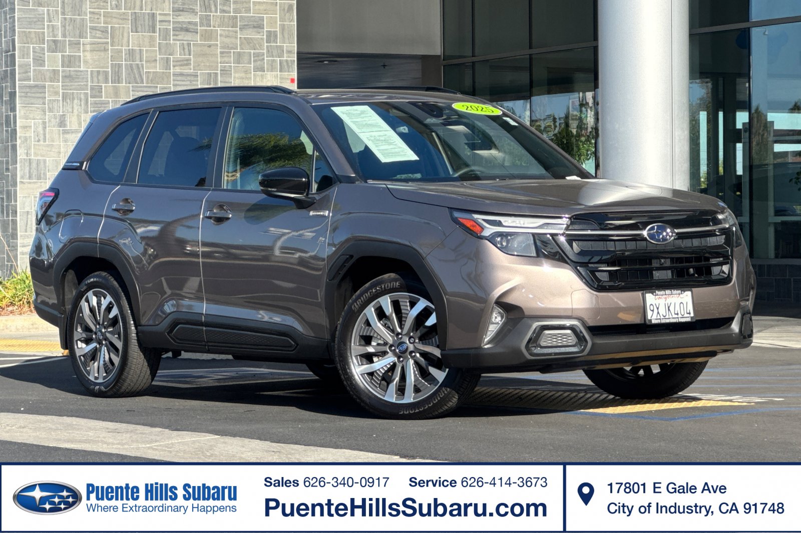 Certified 2025 Subaru Forester Touring w/ Protection Package (1PH) AWD/4WD image 1