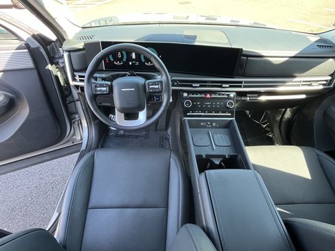 Used 2026 Hyundai Santa Fe SEL AWD/4WD image 11
