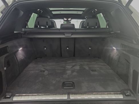 Used 2025 BMW X5 xDrive50e AWD/4WD image 34