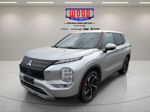 Used 2024 Mitsubishi Outlander AWD image 7