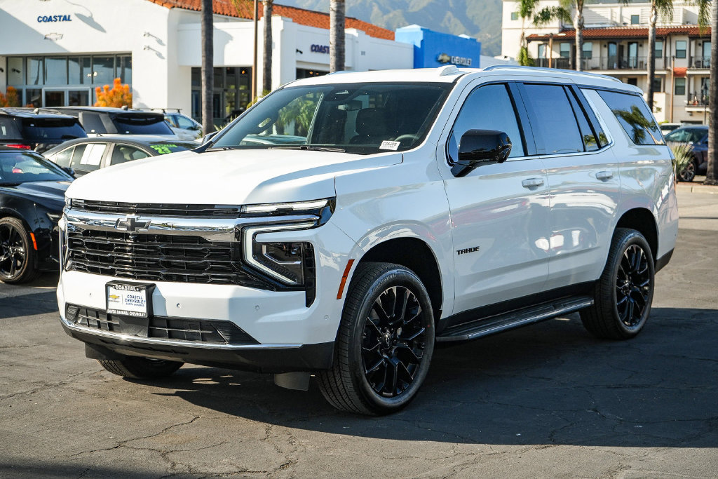 New 2026 Chevrolet Tahoe LS w/ LPO, Dark Essentials Package AWD/4WD image 3