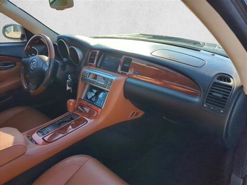 Used 2004 Lexus SC 430 Convertible image 28