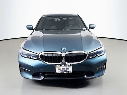 Used 2021 BMW 330i Sedan w/ Driving Assistance Package RWD image 2