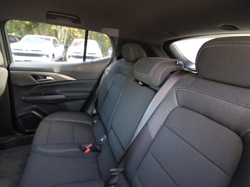 Certified 2026 Chevrolet Equinox EV LT FWD image 27