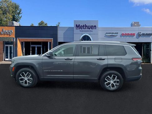 Used 2023 Jeep Grand Cherokee L Limited AWD/4WD image 6