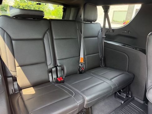 Used 2022 GMC Yukon XL Denali w/ Denali Ultimate Package AWD/4WD image 30