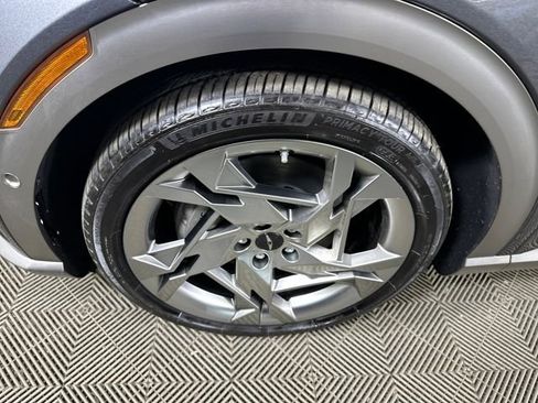 Used 2023 Genesis GV60 Performance w/ Security Package image 10