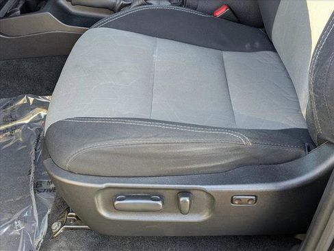 Used 2021 Toyota Tacoma TRD Off-Road w/ Technology Package image 11