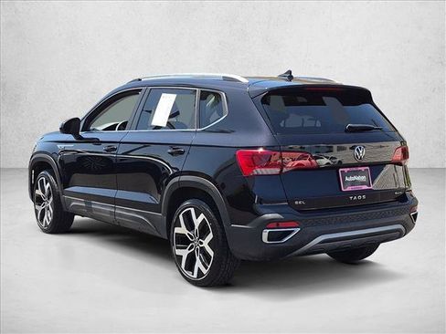 Certified 2022 Volkswagen Taos SEL AWD/4WD image 8
