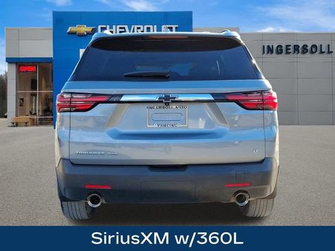 Used 2023 Chevrolet Traverse LT image 7