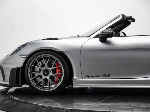 Used 2024 Porsche 718 Boxster Spyder RS image 9