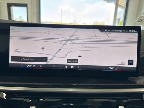 New 2025 BMW X7 M60i image 23