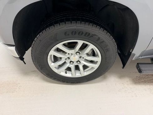 Certified 2019 Chevrolet Silverado 1500 LT w/ All-Star Edition image 19