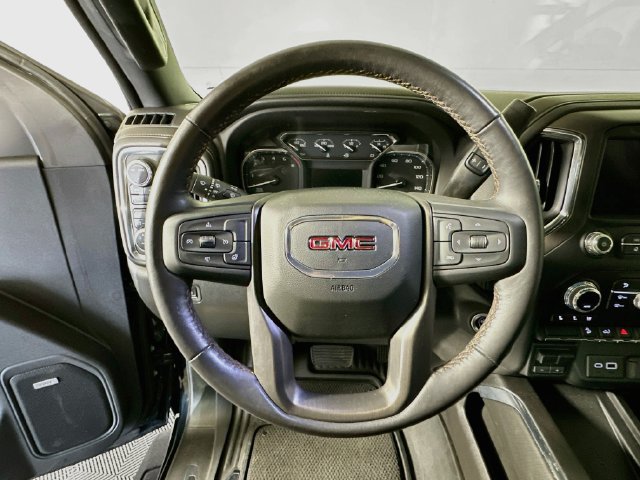 Used 2022 GMC Sierra 1500 AT4 w/ AT4 Preferred Package AWD/4WD image 13