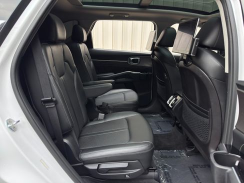 Used 2022 Kia Sorento SX FWD image 38