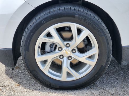 Used 2021 Chevrolet Equinox Premier image 31