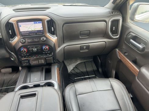Used 2019 Chevrolet Silverado 1500 High Country w/ Technology Package image 28