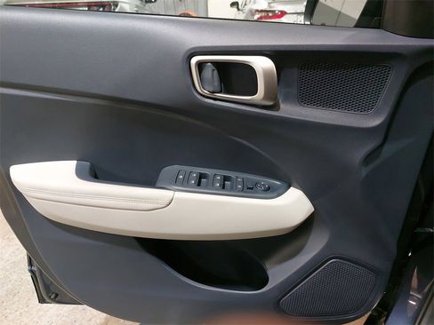 New 2026 Hyundai Venue SEL image 25