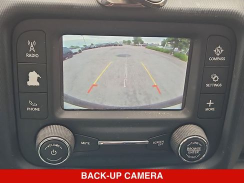 Used 2018 Jeep Wrangler Unlimited Sport S AWD/4WD image 29