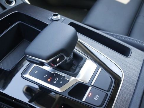 Used 2025 Audi Q5 2.0T Premium Plus image 31