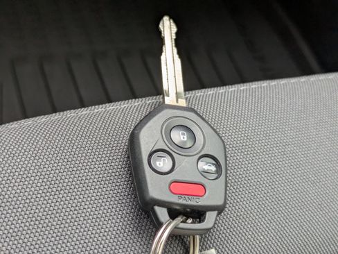 Certified 2025 Subaru Impreza 2.0i image 28