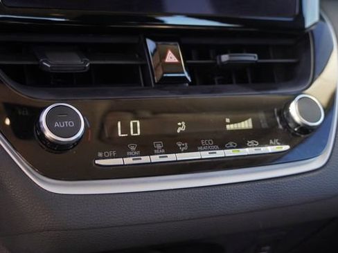 Used 2024 Toyota Corolla LE image 24