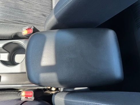 Used 2017 Nissan Sentra SV image 14