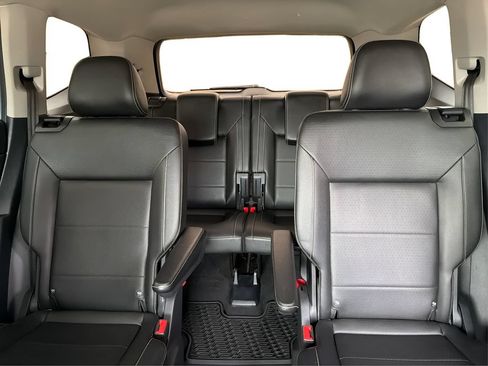 Used 2023 Volkswagen Atlas SE FWD image 15