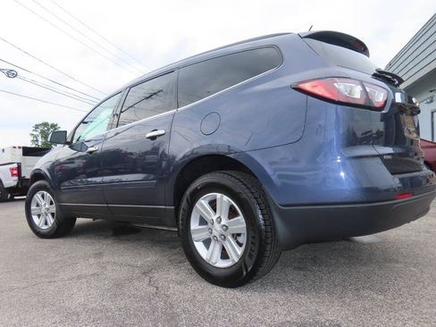 Used 2014 Chevrolet Traverse LT AWD/4WD image 24