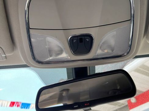 Used 2017 Jeep Cherokee Latitude w/ True North Edition image 18