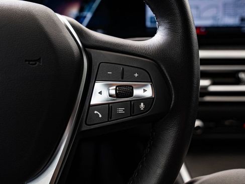 Used 2023 BMW i4 eDrive40 w/ Premium Package RWD image 29