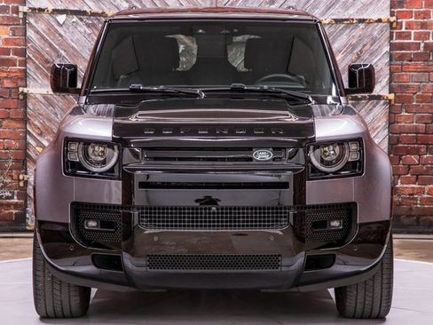 Used 2023 Land Rover Defender 90 X image 17