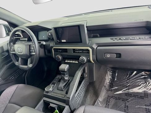 Certified 2025 Toyota Tacoma SR AWD/4WD image 26