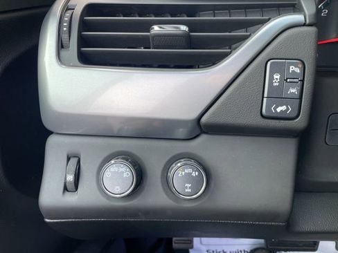 Used 2018 Chevrolet Tahoe LT image 26