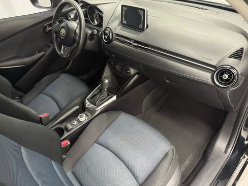 Used 2017 Toyota Yaris iA image 14