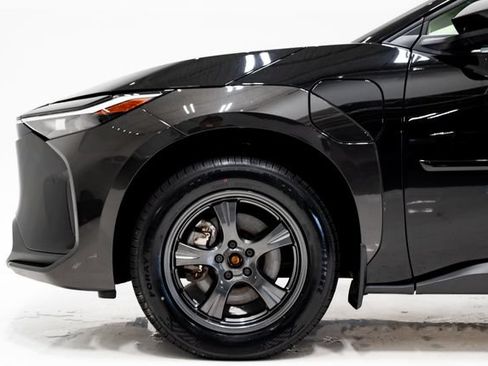 Used 2023 Toyota bZ4X AWD w/ Weather Package image 30
