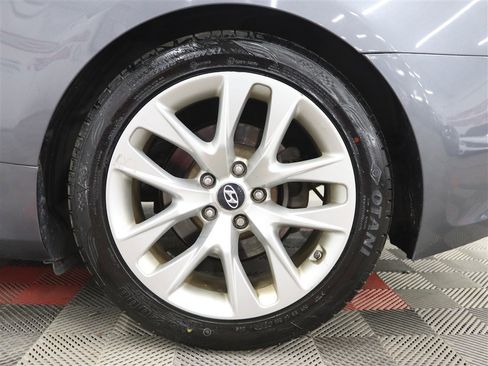 Used 2016 Hyundai Genesis 3.8 image 37