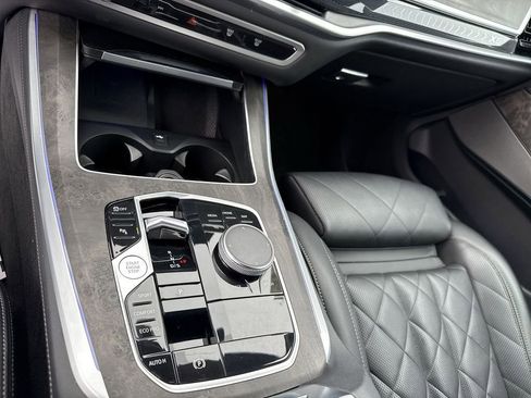 Used 2024 BMW X5 sDrive40i image 17