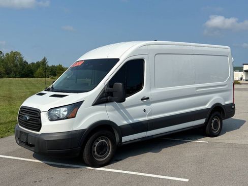 Used 2018 Ford Transit 250 148 Medium Roof RWD image 1