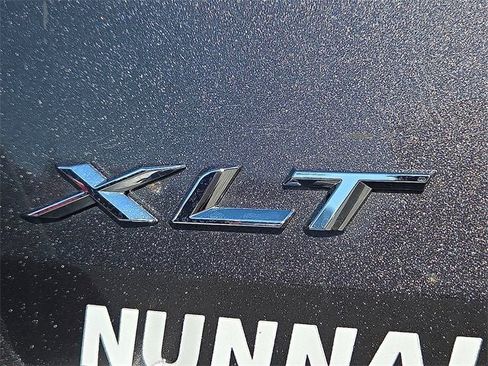 Used 2020 Ford Explorer XLT w/ Equipment Group 202A image 12