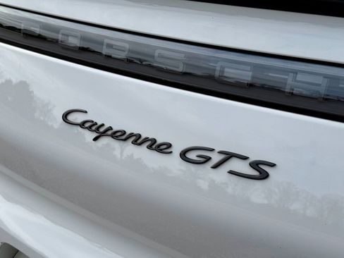 Used 2022 Porsche Cayenne GTS image 68