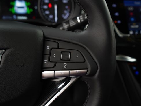 Used 2025 Cadillac XT6 Premium Luxury w/ Technology Package image 26