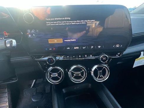 New 2025 Chevrolet Blazer EV LT AWD/4WD image 14