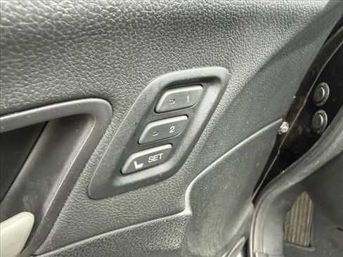 Used 2011 Honda Accord EX-L image 13